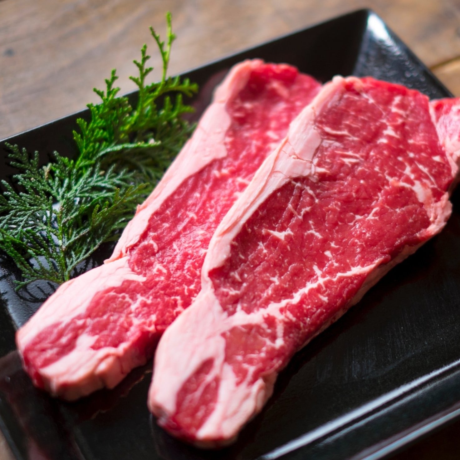 เนื้อวัวญี่ปุ่นส่วนสันนอก สเต็ก 250 กรัม – Thonglor Nihon Ichiba